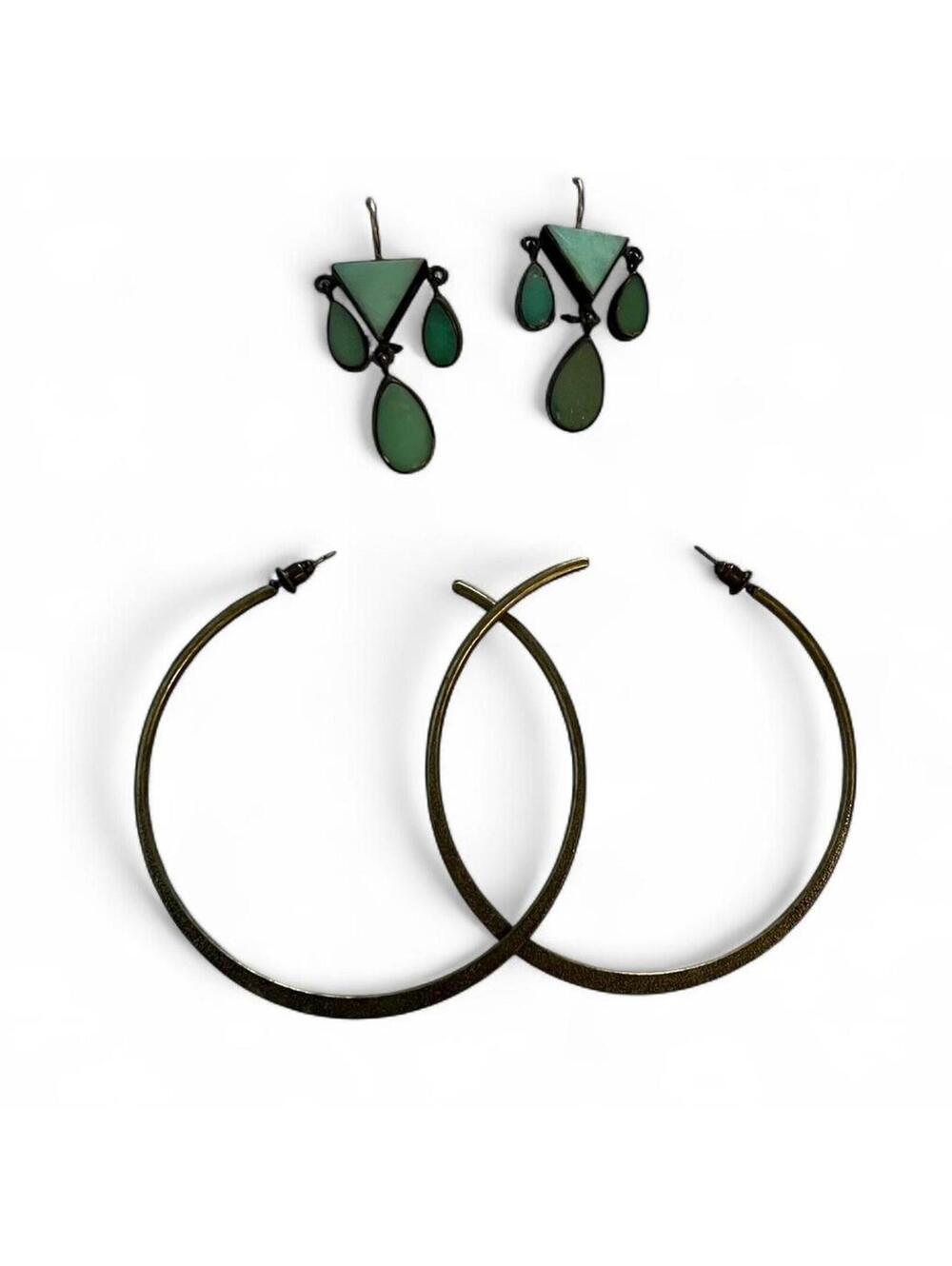 A set of 2 Vintage Brass earrings